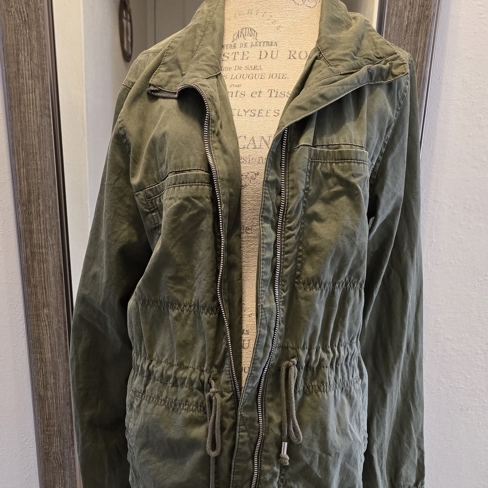 Old Navy Utility Jacket in Army Green